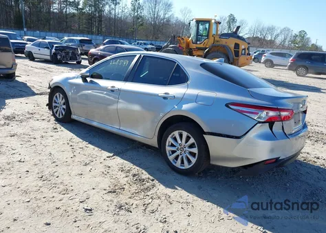 2019 Toyota Camry Le из США, поврежденный, VIN 4T1B11HK2KU764084